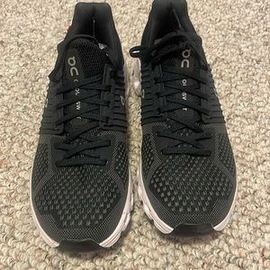 On Cloudswift Running Shoes